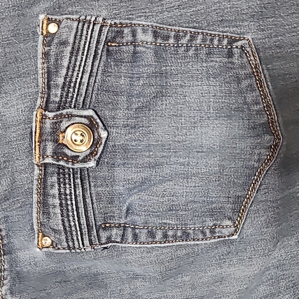 White House/ Black Market Blanc Low/mid-rise Trouser Leg Jeans Size 4R - Picture 3 of 12
